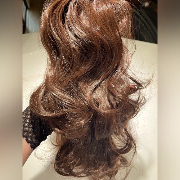 HAIR, 24” Ponytail Clasp Extension, straight layered, Dark brown - Picture 3 of 6